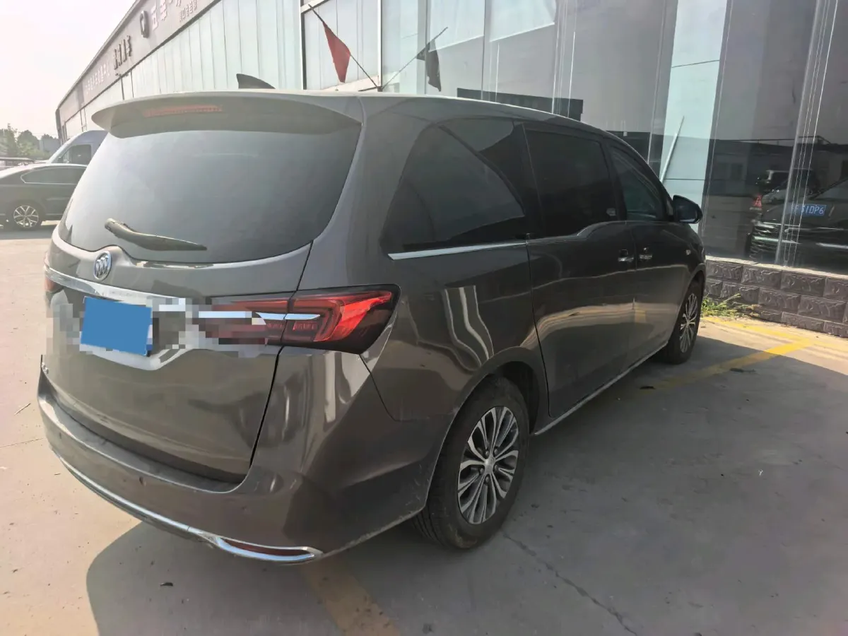 2023 Buick GL8 2.0T 237HP L4 9AT,autocango,china used car exporter,china ev exporter,chinese used car exporter,chinese used ev exporter