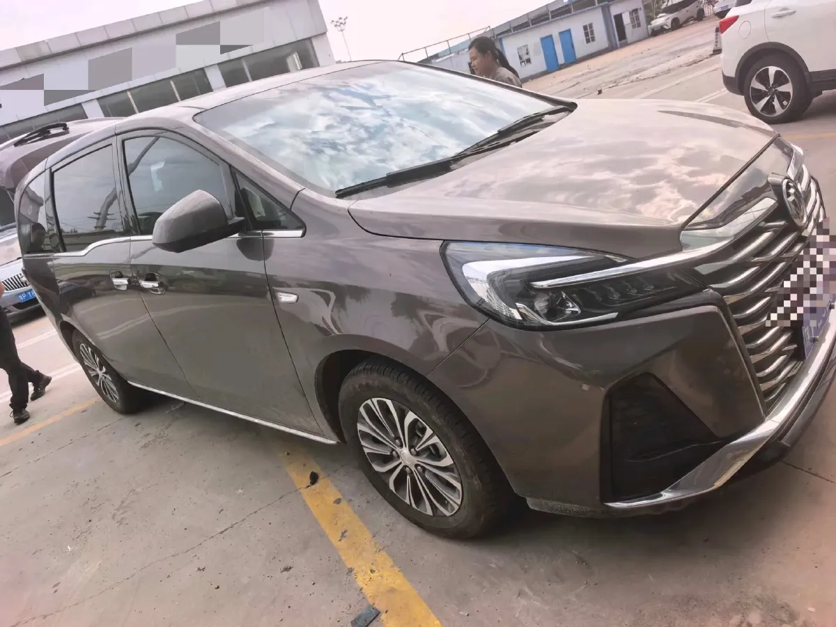 2023 Buick GL8 2.0T 237HP L4 9AT,autocango,china used car exporter,china ev exporter,chinese used car exporter,chinese used ev exporter