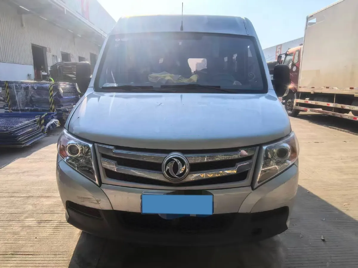 2020 DongFeng DFAC YuFeng 2.3T 110HP L4 6MT,autocango,china used car exporter,china ev exporter,chinese used car exporter,chinese used ev exporter