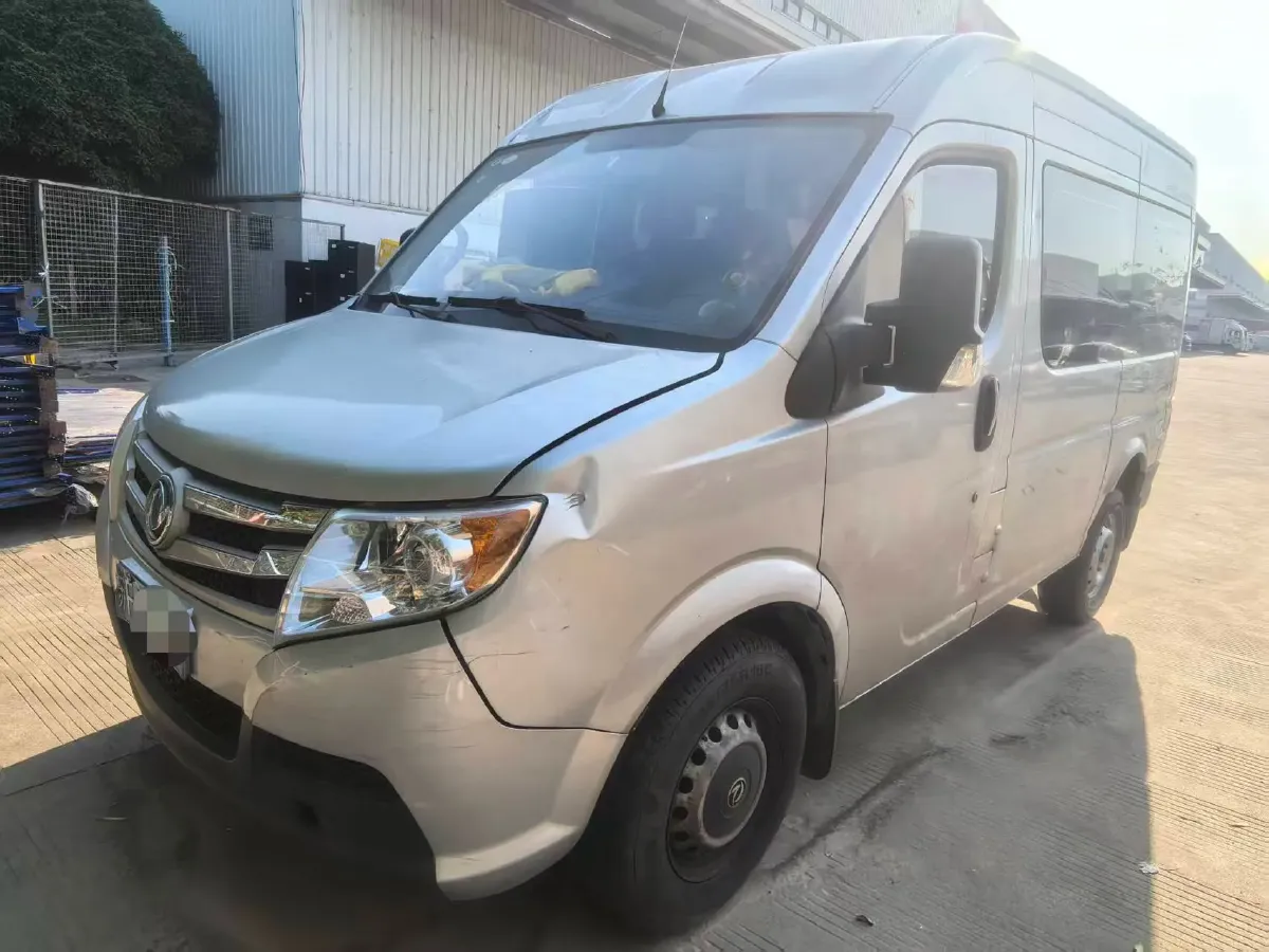 2020 DongFeng DFAC YuFeng 2.3T 110HP L4 6MT,autocango,china used car exporter,china ev exporter,chinese used car exporter,chinese used ev exporter