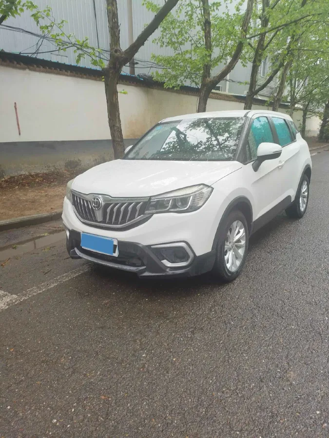 2017 Brilliance Auto V3 1.5L 112HP L4 5MT,autocango,china used car exporter,china ev exporter,chinese used car exporter,chinese used ev exporter