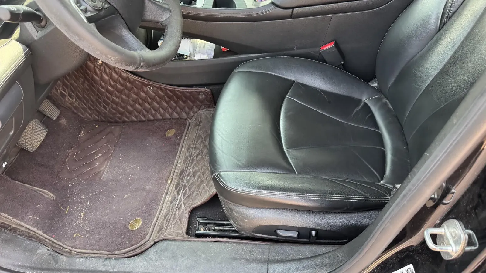 2021 Buick Larcosse 2.0T 237HP L4 9AT,autocango,china used car exporter,china ev exporter,chinese used car exporter,chinese used ev exporter