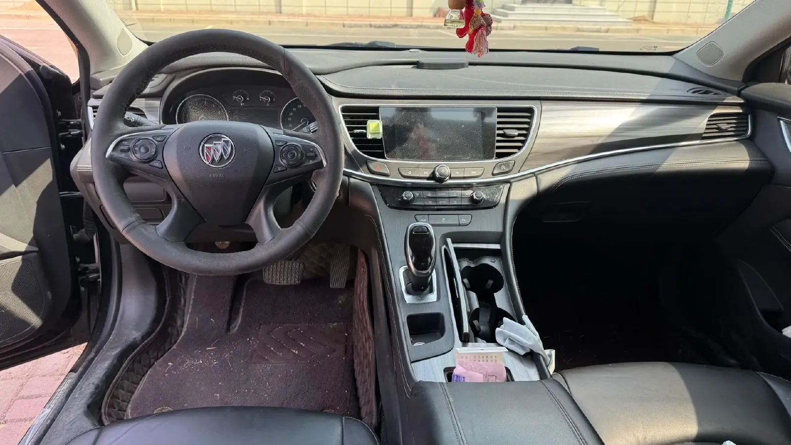 2021 Buick Larcosse 2.0T 237HP L4 9AT,autocango,china used car exporter,china ev exporter,chinese used car exporter,chinese used ev exporter