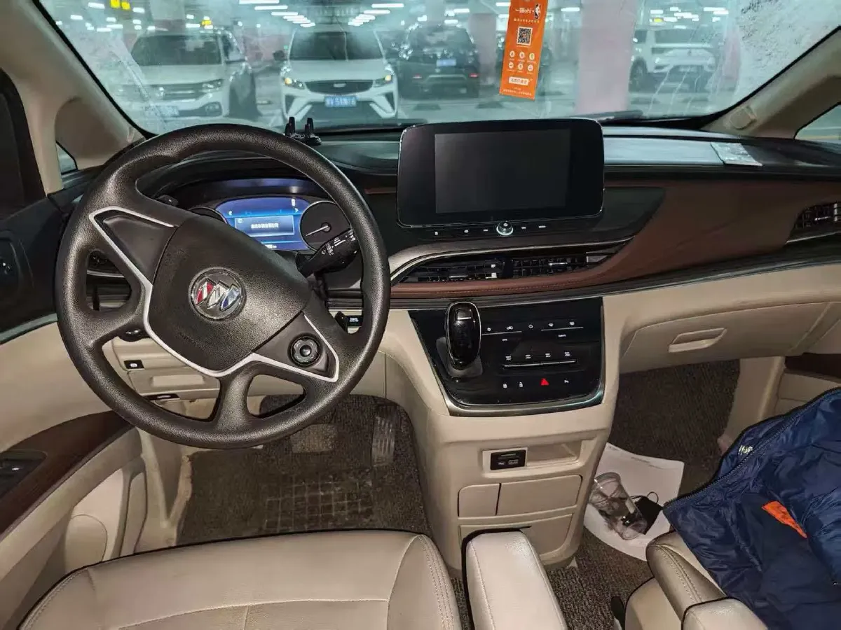 2021 Buick GL8 2.0T 237HP L4 9AT,autocango,china used car exporter,china ev exporter,chinese used car exporter,chinese used ev exporter