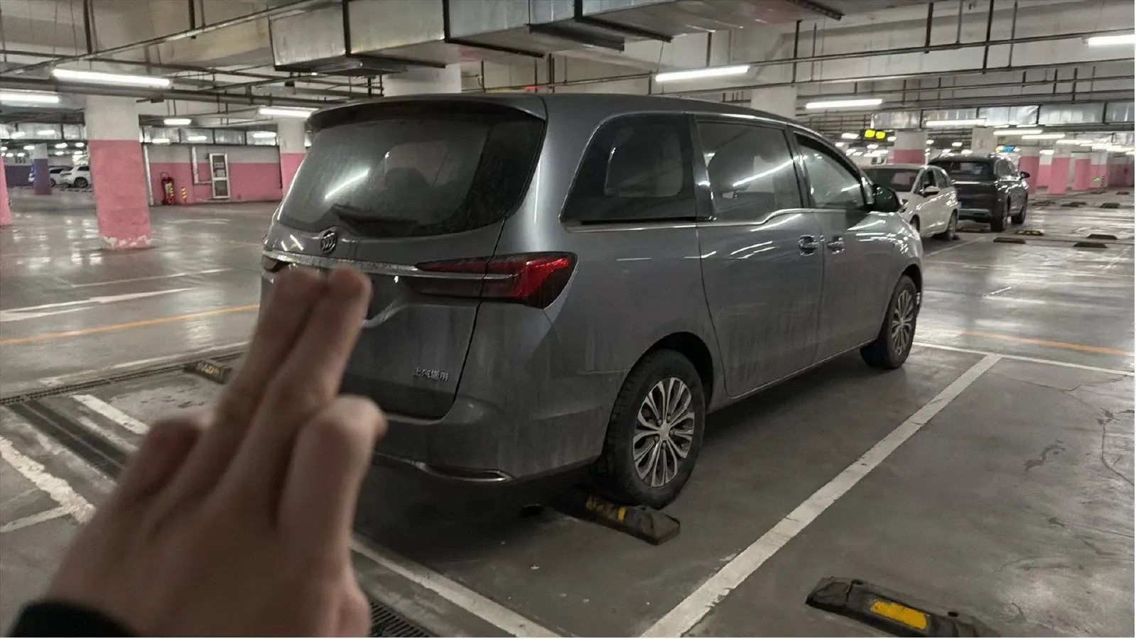 2021 Buick GL8 2.0T 237HP L4 9AT,autocango,china used car exporter,china ev exporter,chinese used car exporter,chinese used ev exporter