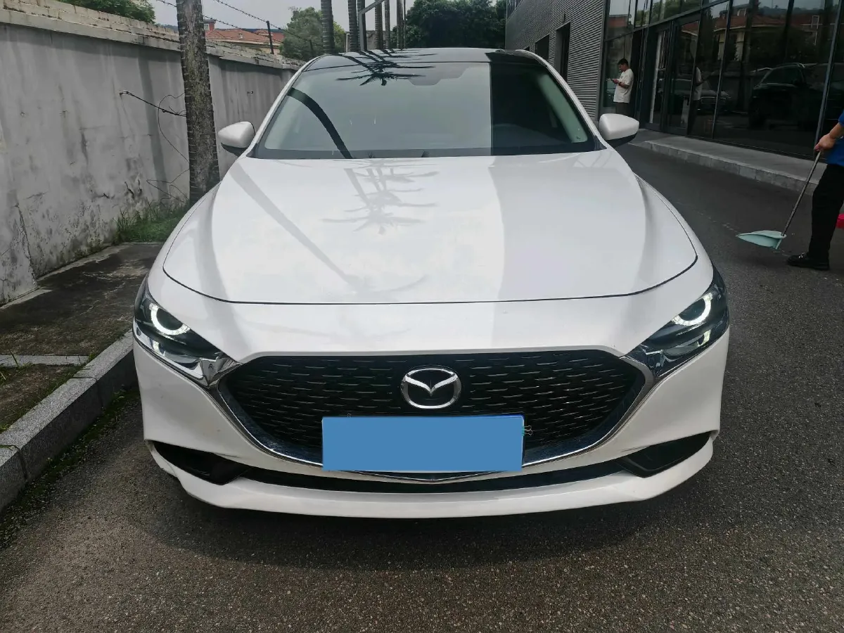 2021 Mazda 3 Axela 2.0L 158HP L4 6AT,autocango,china used car exporter,china ev exporter,chinese used car exporter,chinese used ev exporter