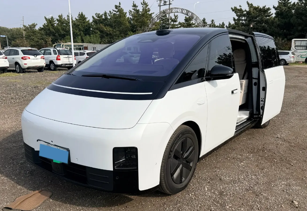 2025 Li MEGA BEV,autocango,china used car exporter,china ev exporter,chinese used car exporter,chinese used ev exporter