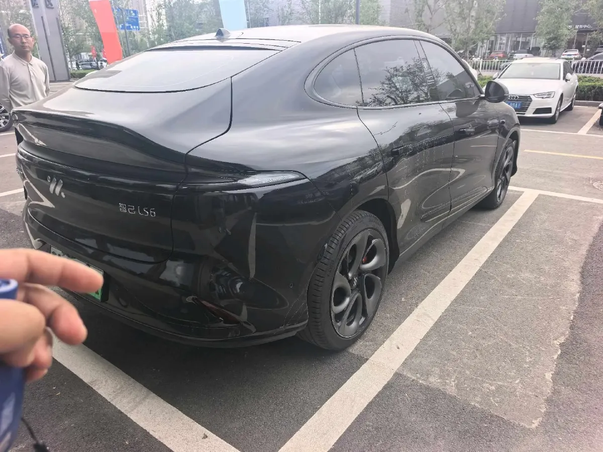 2023 IM LS6 BEV 100KWH,autocango,china used car exporter,china ev exporter,chinese used car exporter,chinese used ev exporter