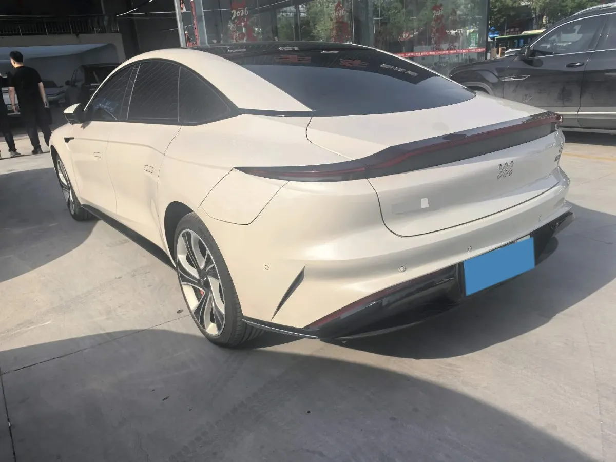 2022 IM L7 BEV 90KWH,autocango,china used car exporter,china ev exporter,chinese used car exporter,chinese used ev exporter