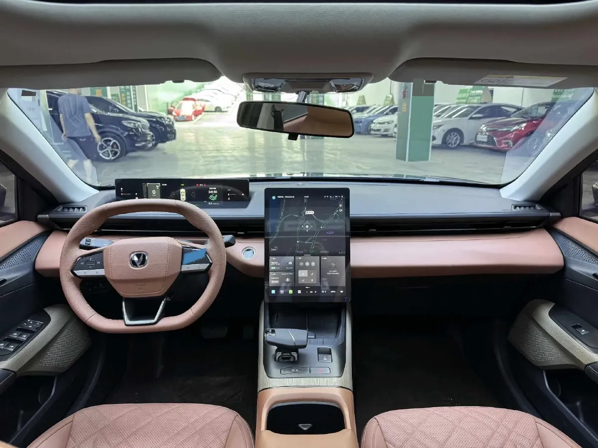 2024 ChangAn Eado 1.5T 170HP L4 7DCT,autocango,china used car exporter,china ev exporter,chinese used car exporter,chinese used ev exporter