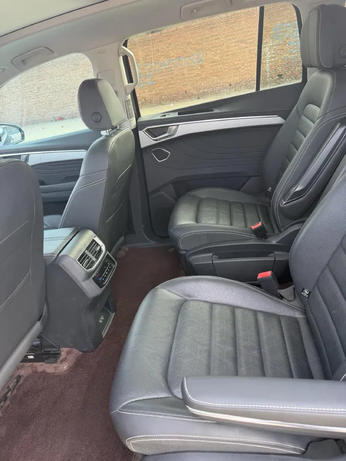 2022 Volkswagen Talagon 2.0T 220HP L4 7DCT,autocango,china used car exporter,china ev exporter,chinese used car exporter,chinese used ev exporter