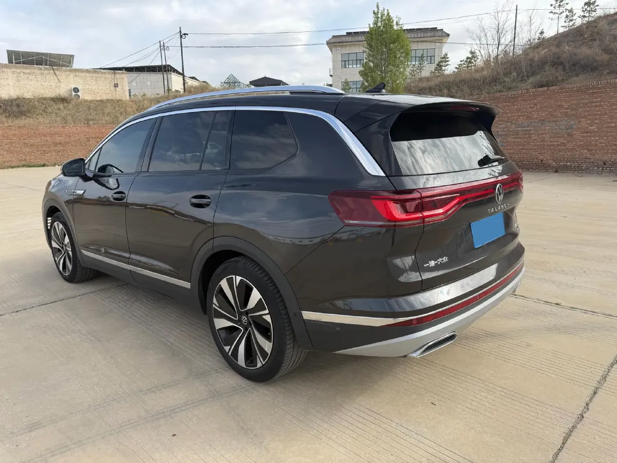 2022 Volkswagen Talagon 2.0T 220HP L4 7DCT,autocango,china used car exporter,china ev exporter,chinese used car exporter,chinese used ev exporter