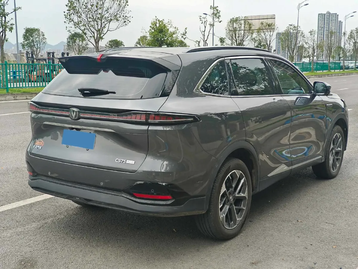 2025 ChangAn CS75 Plus 1.5T 192HP L4 8AT,autocango,china used car exporter,china ev exporter,chinese used car exporter,chinese used ev exporter
