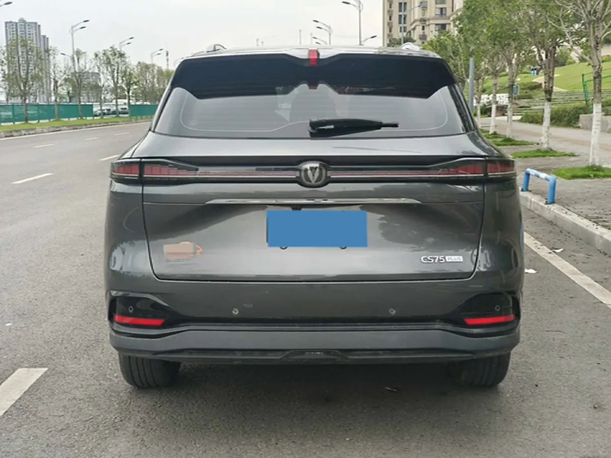 2025 ChangAn CS75 Plus 1.5T 192HP L4 8AT,autocango,china used car exporter,china ev exporter,chinese used car exporter,chinese used ev exporter