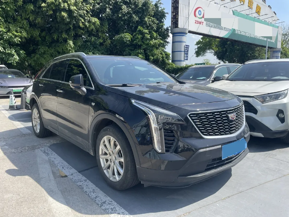 2021 Cadillac XT4 2.0T 237HP L4 9AT,autocango,china used car exporter,china ev exporter,chinese used car exporter,chinese used ev exporter