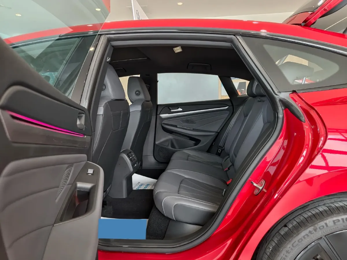 2026 Volkswagen Lamando 2.0T 220HP L4 7DCT,autocango,china used car exporter,china ev exporter,chinese used car exporter,chinese used ev exporter