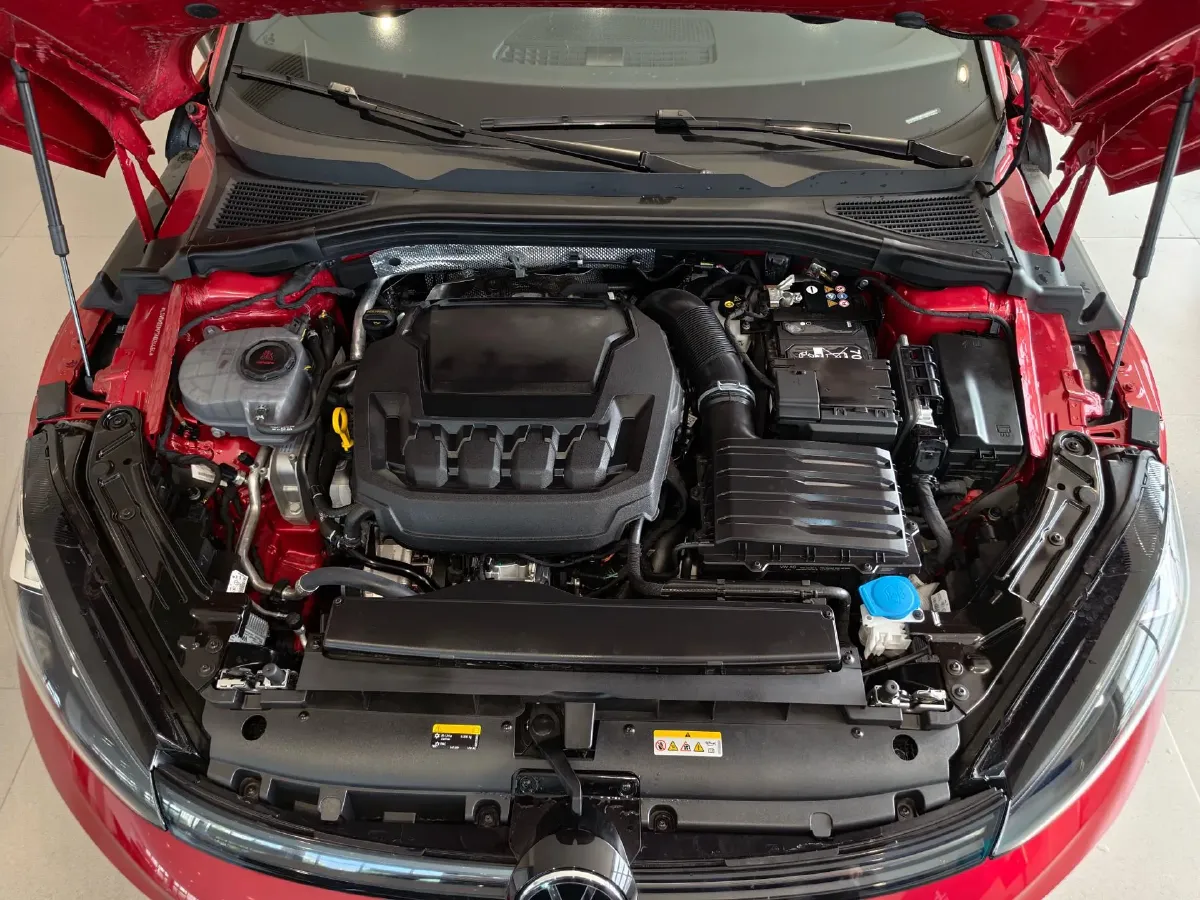 2026 Volkswagen Lamando 2.0T 220HP L4 7DCT,autocango,china used car exporter,china ev exporter,chinese used car exporter,chinese used ev exporter