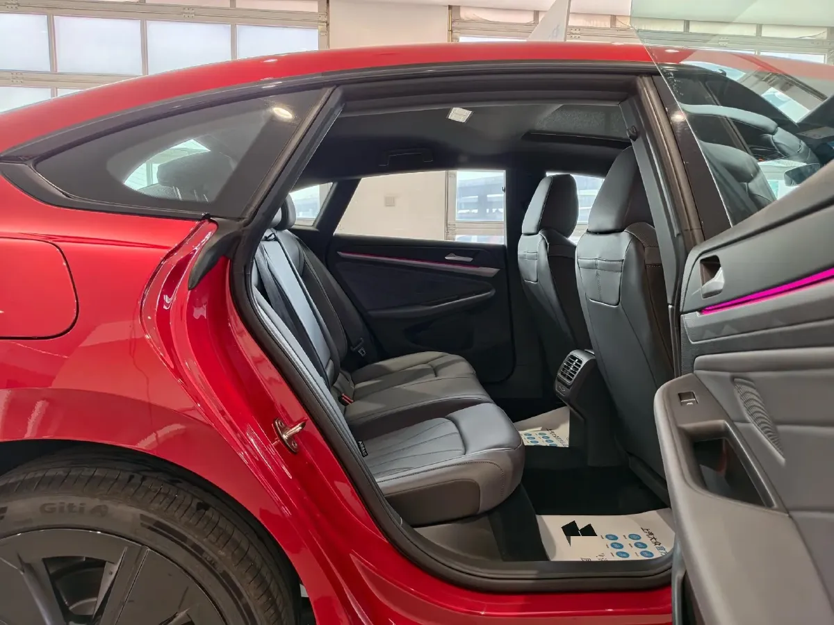 2026 Volkswagen Lamando 2.0T 220HP L4 7DCT,autocango,china used car exporter,china ev exporter,chinese used car exporter,chinese used ev exporter