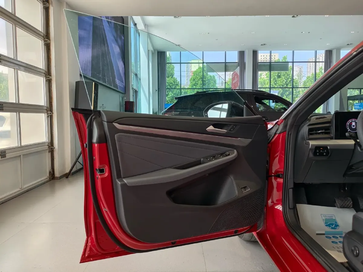 2026 Volkswagen Lamando 2.0T 220HP L4 7DCT,autocango,china used car exporter,china ev exporter,chinese used car exporter,chinese used ev exporter