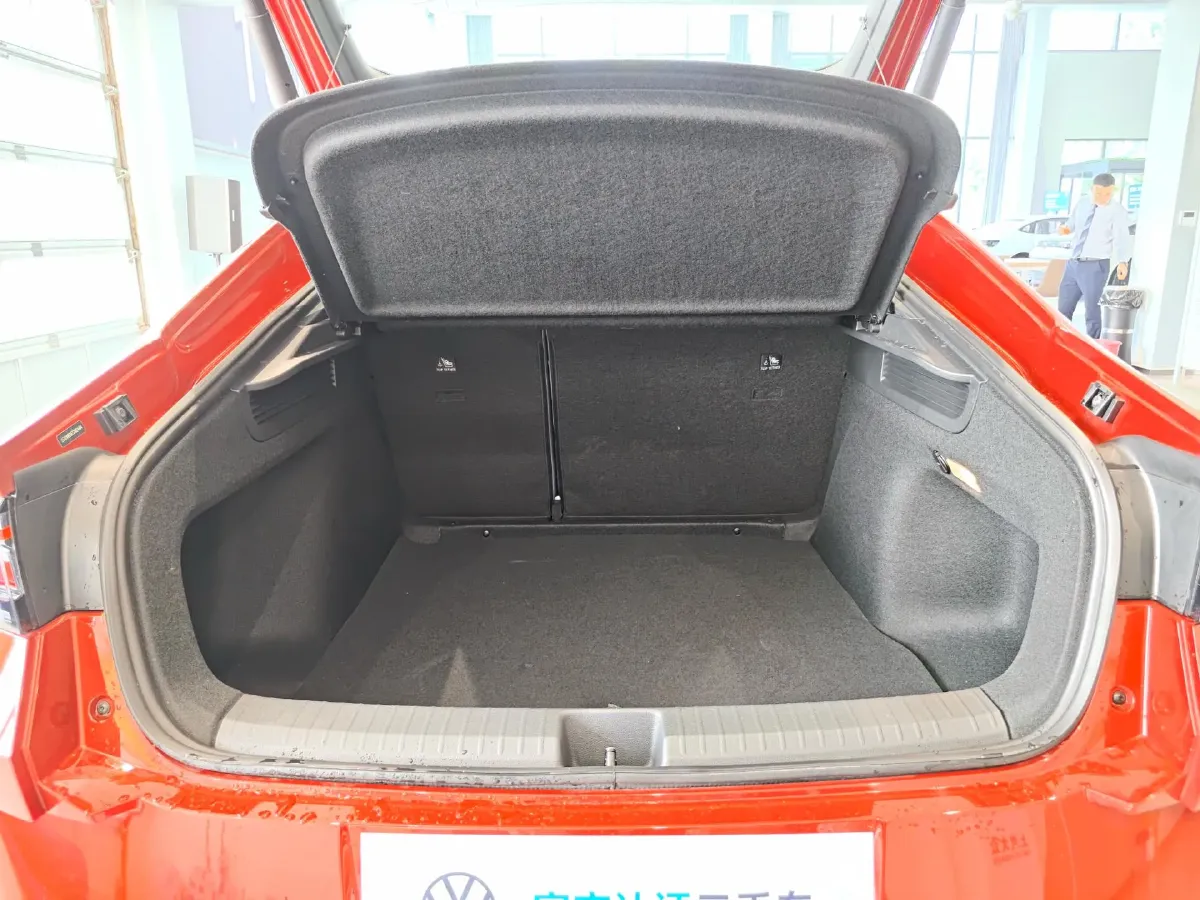 2026 Volkswagen Lamando 2.0T 220HP L4 7DCT,autocango,china used car exporter,china ev exporter,chinese used car exporter,chinese used ev exporter