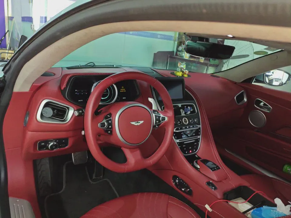 2020 Aston Martin DB11 4.0T 510HP V8 8AT,autocango,china used car exporter,china ev exporter,chinese used car exporter,chinese used ev exporter