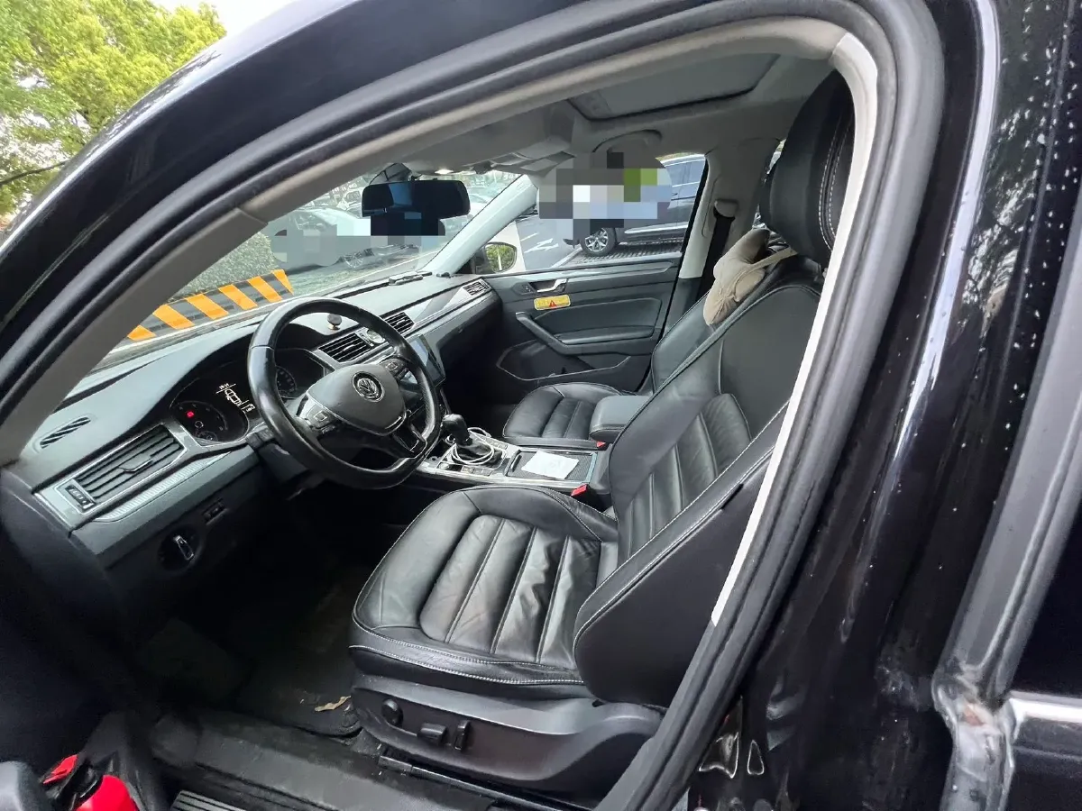 2017 Volkswagen Passat 1.8T 180HP L4 7DCT,autocango,china used car exporter,china ev exporter,chinese used car exporter,chinese used ev exporter