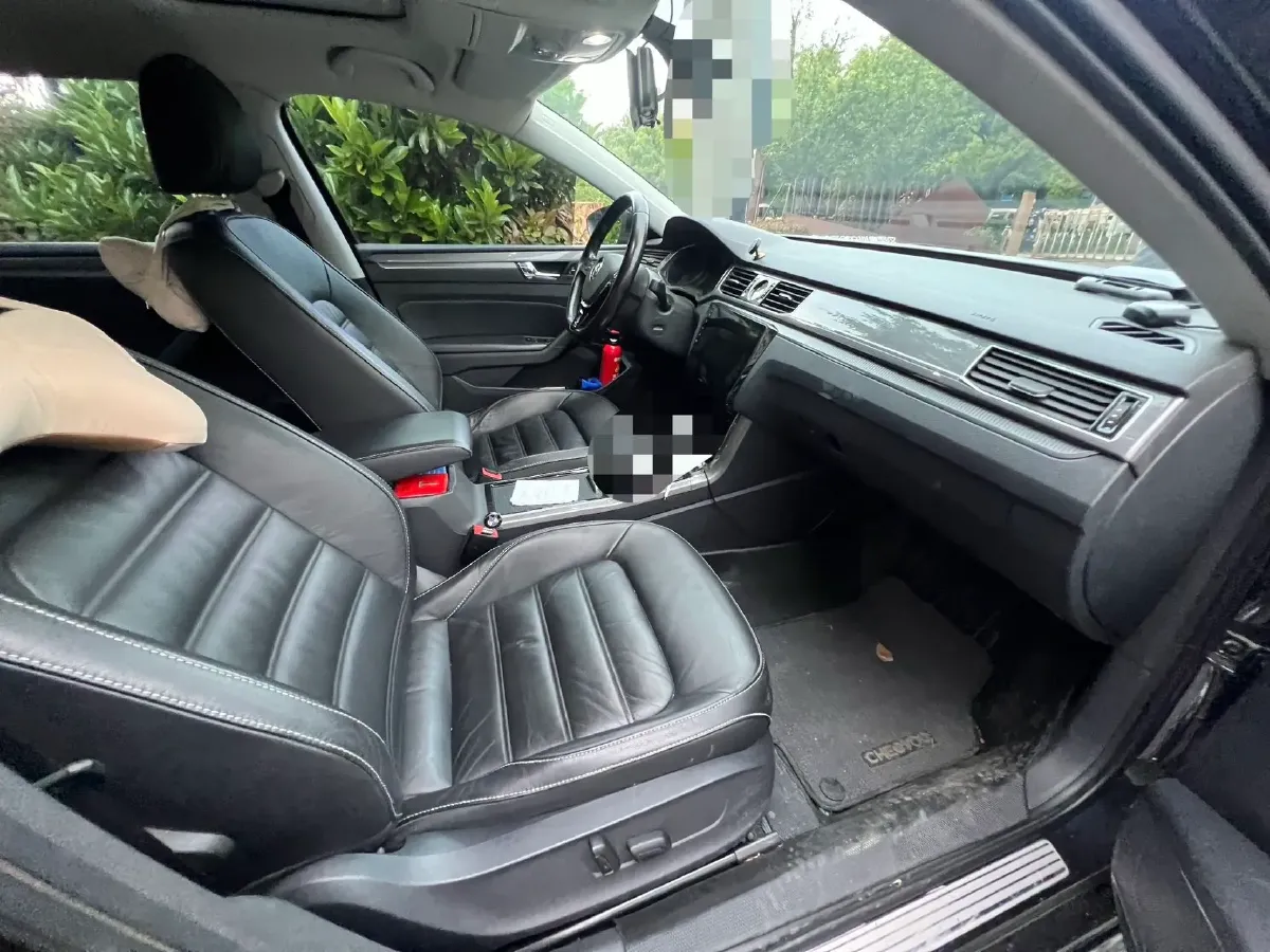 2017 Volkswagen Passat 1.8T 180HP L4 7DCT,autocango,china used car exporter,china ev exporter,chinese used car exporter,chinese used ev exporter