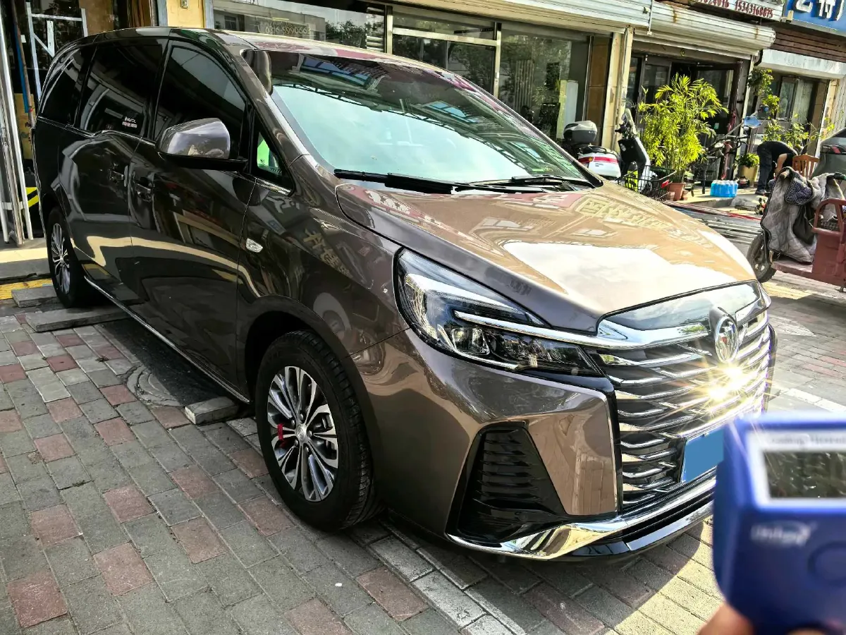 2023 Buick GL8 2.0T 237HP L4 9AT,autocango,china used car exporter,china ev exporter,chinese used car exporter,chinese used ev exporter