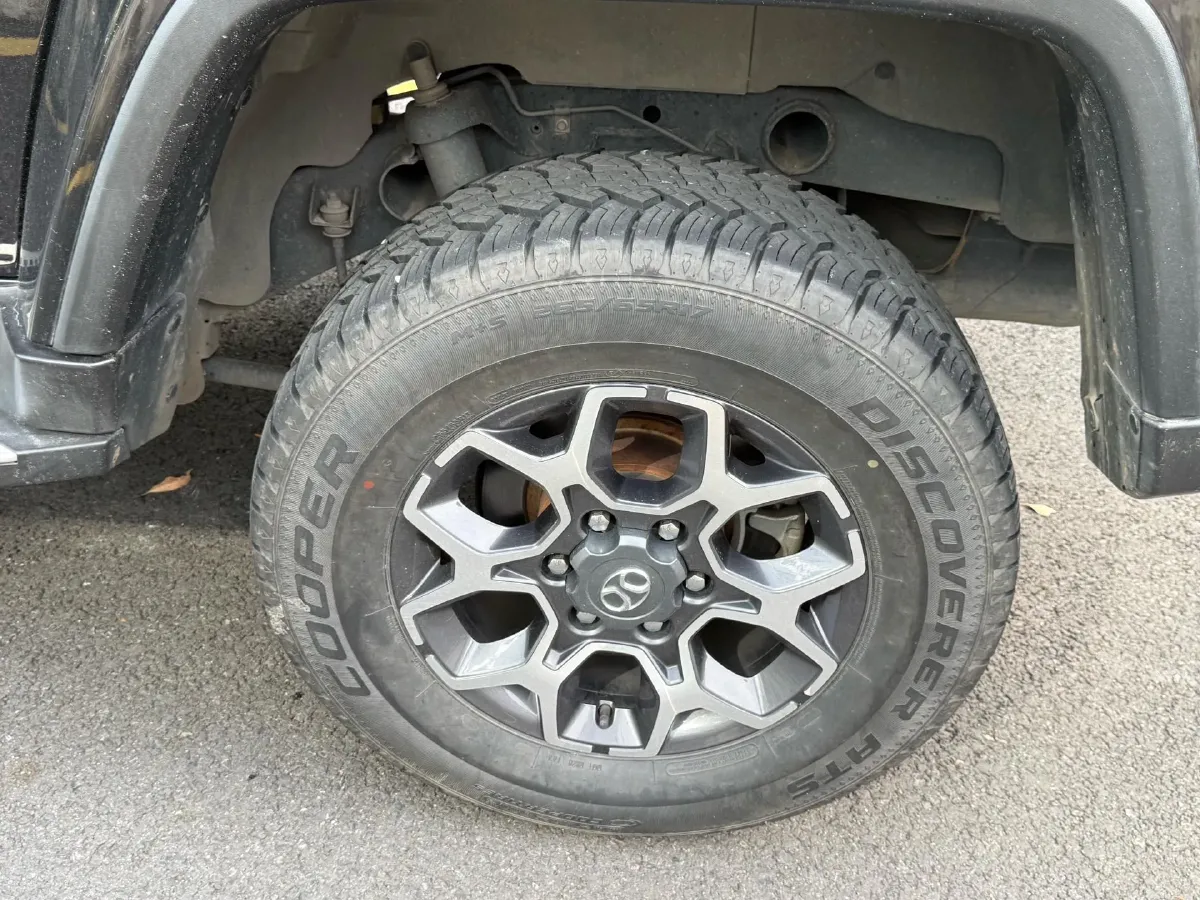 2018 Beijing BJ40 2.3T 250HP L4 6AT,autocango,china used car exporter,china ev exporter,chinese used car exporter,chinese used ev exporter