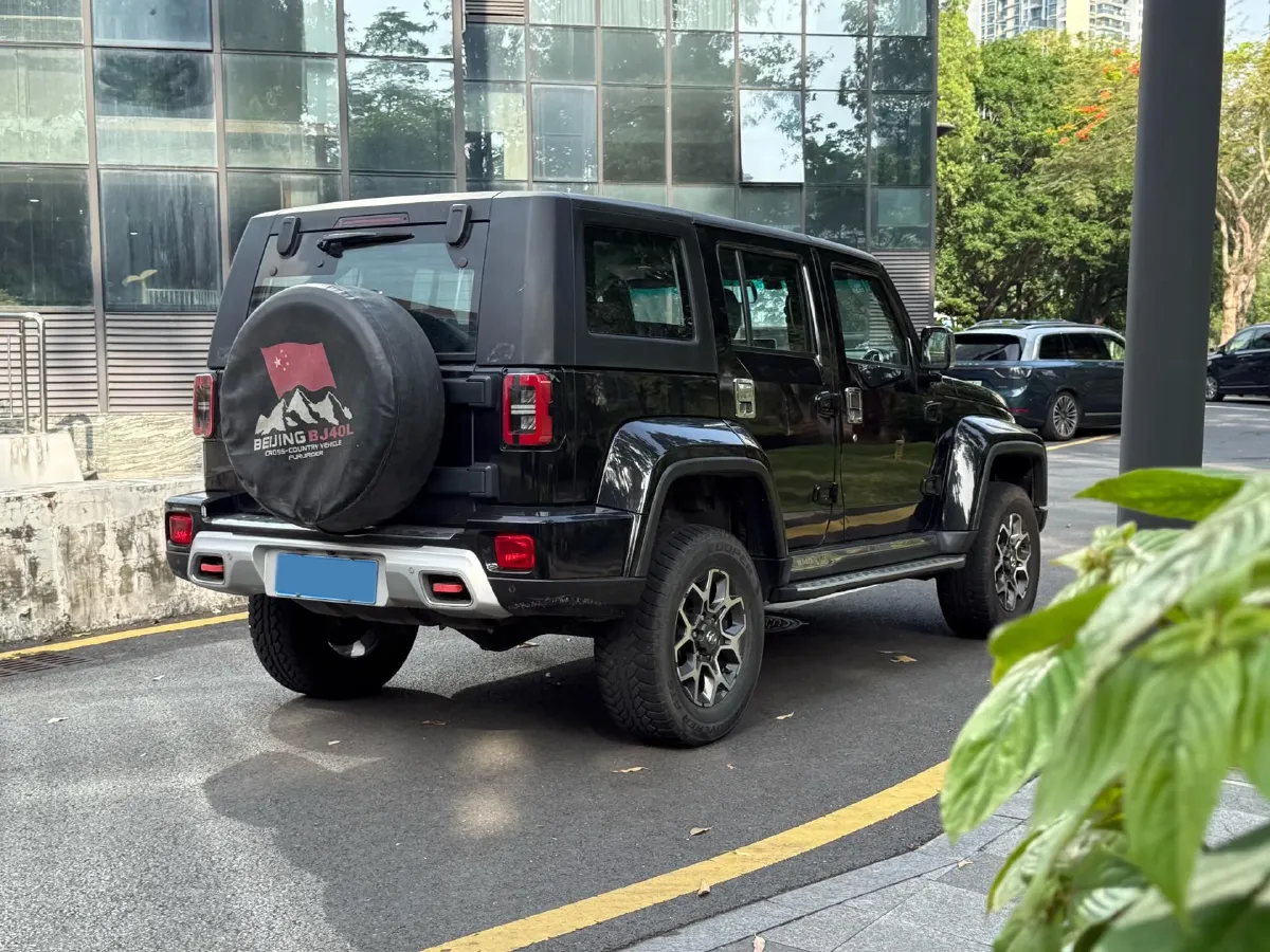 2018 Beijing BJ40 2.3T 250HP L4 6AT,autocango,china used car exporter,china ev exporter,chinese used car exporter,chinese used ev exporter
