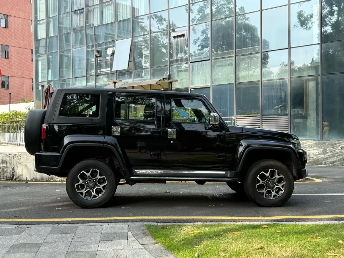 2018 Beijing BJ40 2.3T 250HP L4 6AT,autocango,china used car exporter,china ev exporter,chinese used car exporter,chinese used ev exporter