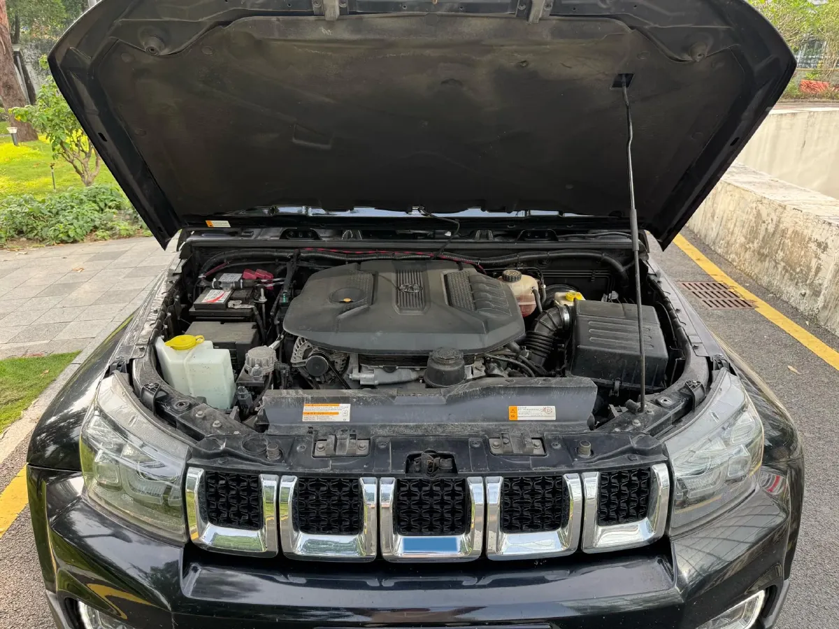 2018 Beijing BJ40 2.3T 250HP L4 6AT,autocango,china used car exporter,china ev exporter,chinese used car exporter,chinese used ev exporter