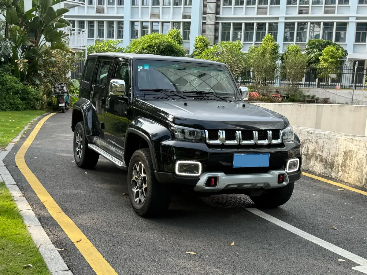 2018 Beijing BJ40 2.3T 250HP L4 6AT,autocango,china used car exporter,china ev exporter,chinese used car exporter,chinese used ev exporter