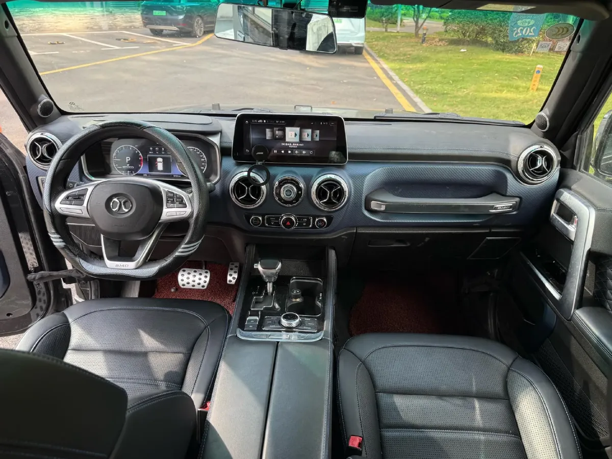 2018 Beijing BJ40 2.3T 250HP L4 6AT,autocango,china used car exporter,china ev exporter,chinese used car exporter,chinese used ev exporter