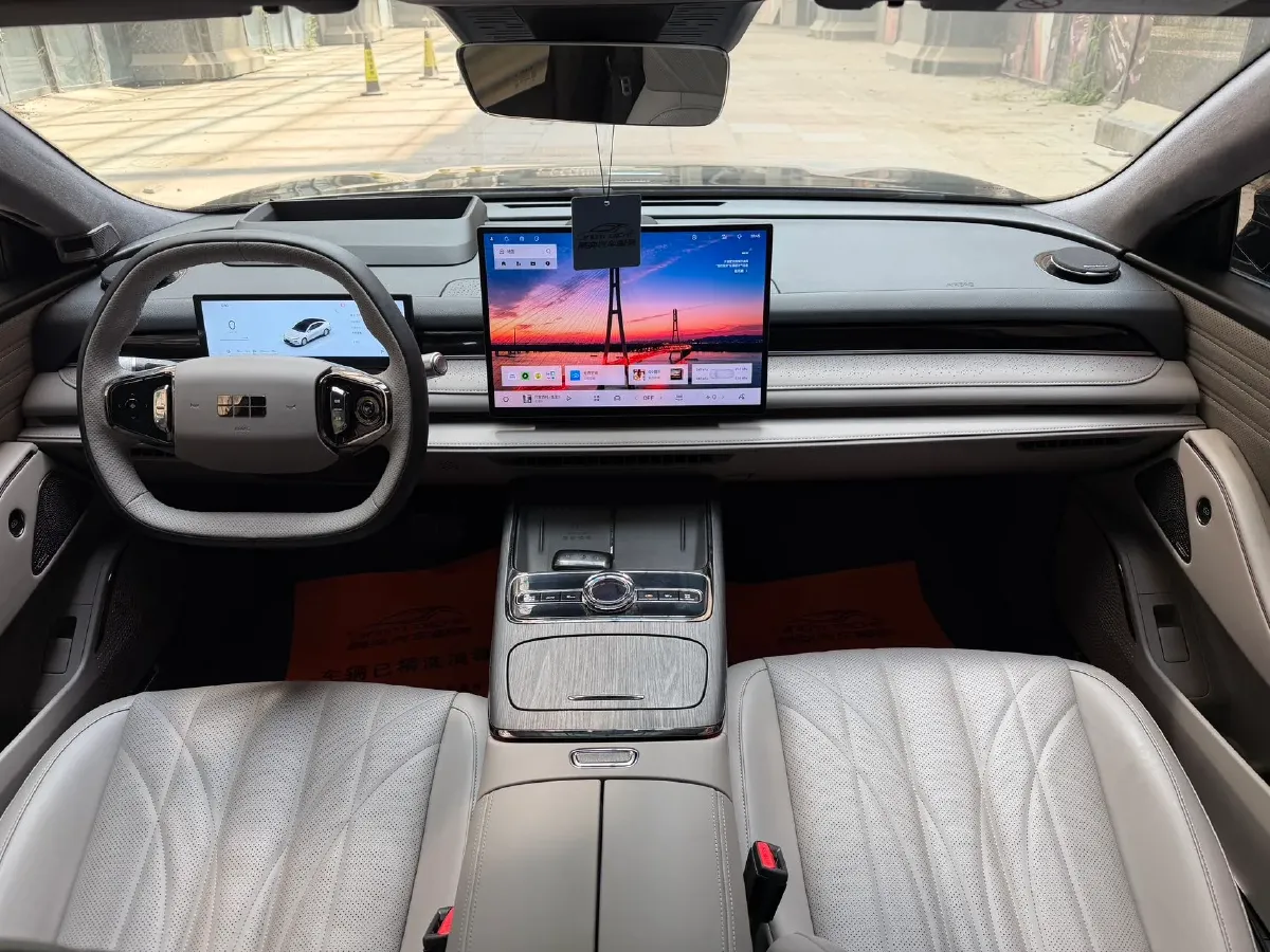 2025 Geely Galaxy Starshine 8 1.5T 163HP L4 3DHT PHEV 27.69KWH,autocango,china used car exporter,china ev exporter,chinese used car exporter,chinese used ev exporter