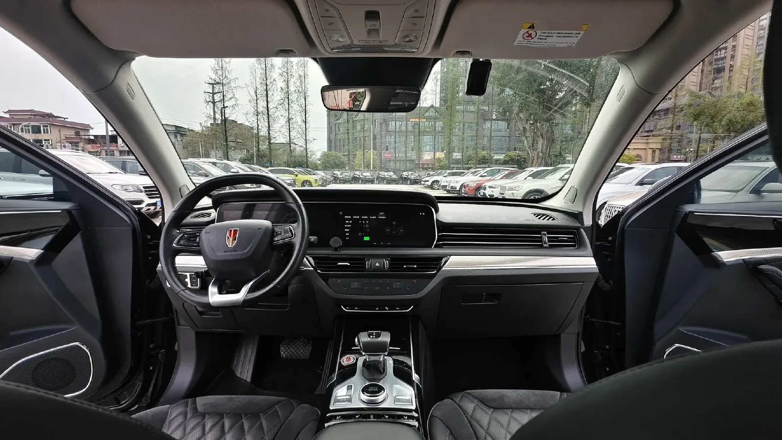 2019 HongQi HS5 2.0T 224HP L4 6AT,autocango,china used car exporter,china ev exporter,chinese used car exporter,chinese used ev exporter