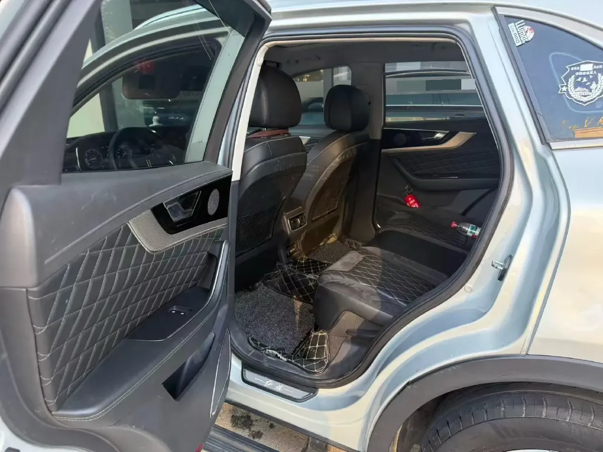 2019 HongQi HS5 2.0T 224HP L4 6AT,autocango,china used car exporter,china ev exporter,chinese used car exporter,chinese used ev exporter