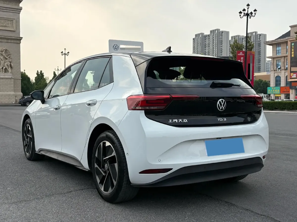2025 Volkswagen ID.3 BEV 52.8KWH,autocango,china used car exporter,china ev exporter,chinese used car exporter,chinese used ev exporter