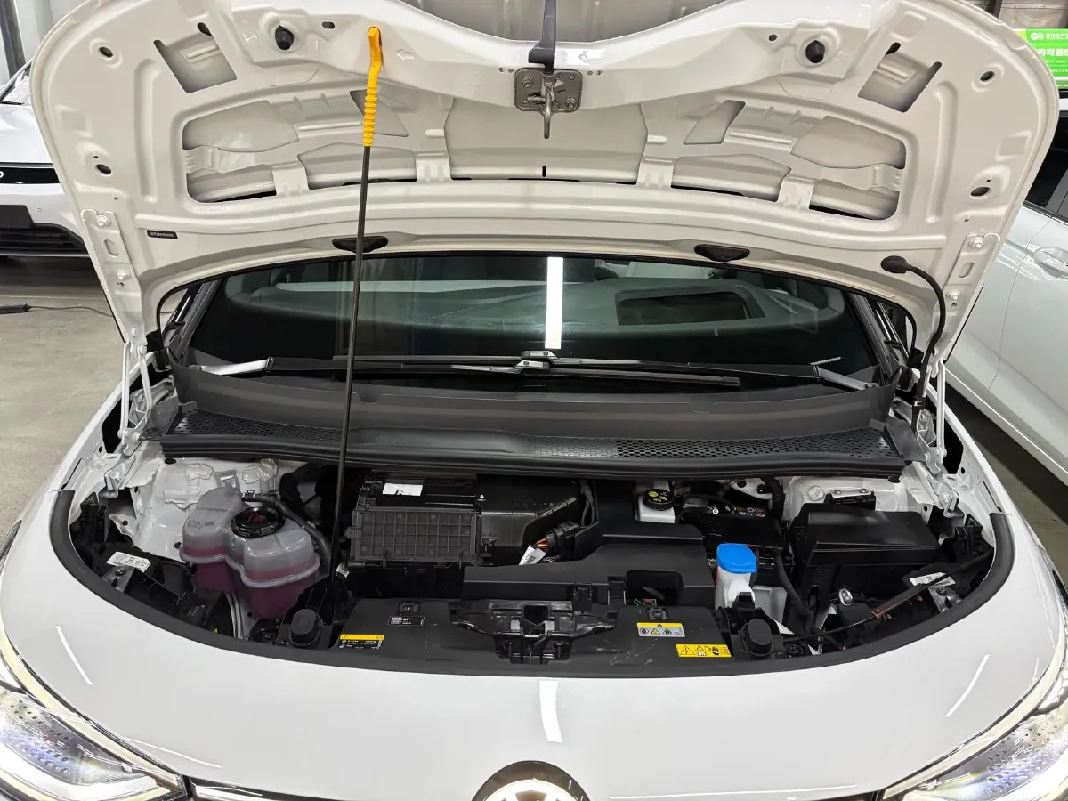 2025 Volkswagen ID.3 BEV 52.8KWH,autocango,china used car exporter,china ev exporter,chinese used car exporter,chinese used ev exporter