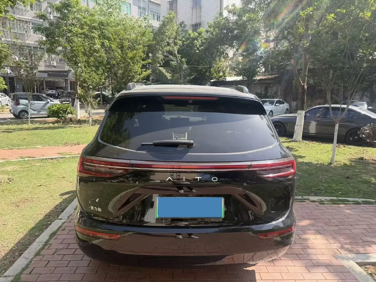 2024 AITO AITO M7 1.5T 152HP L4 REEV 40KWH,autocango,china used car exporter,china ev exporter,chinese used car exporter,chinese used ev exporter