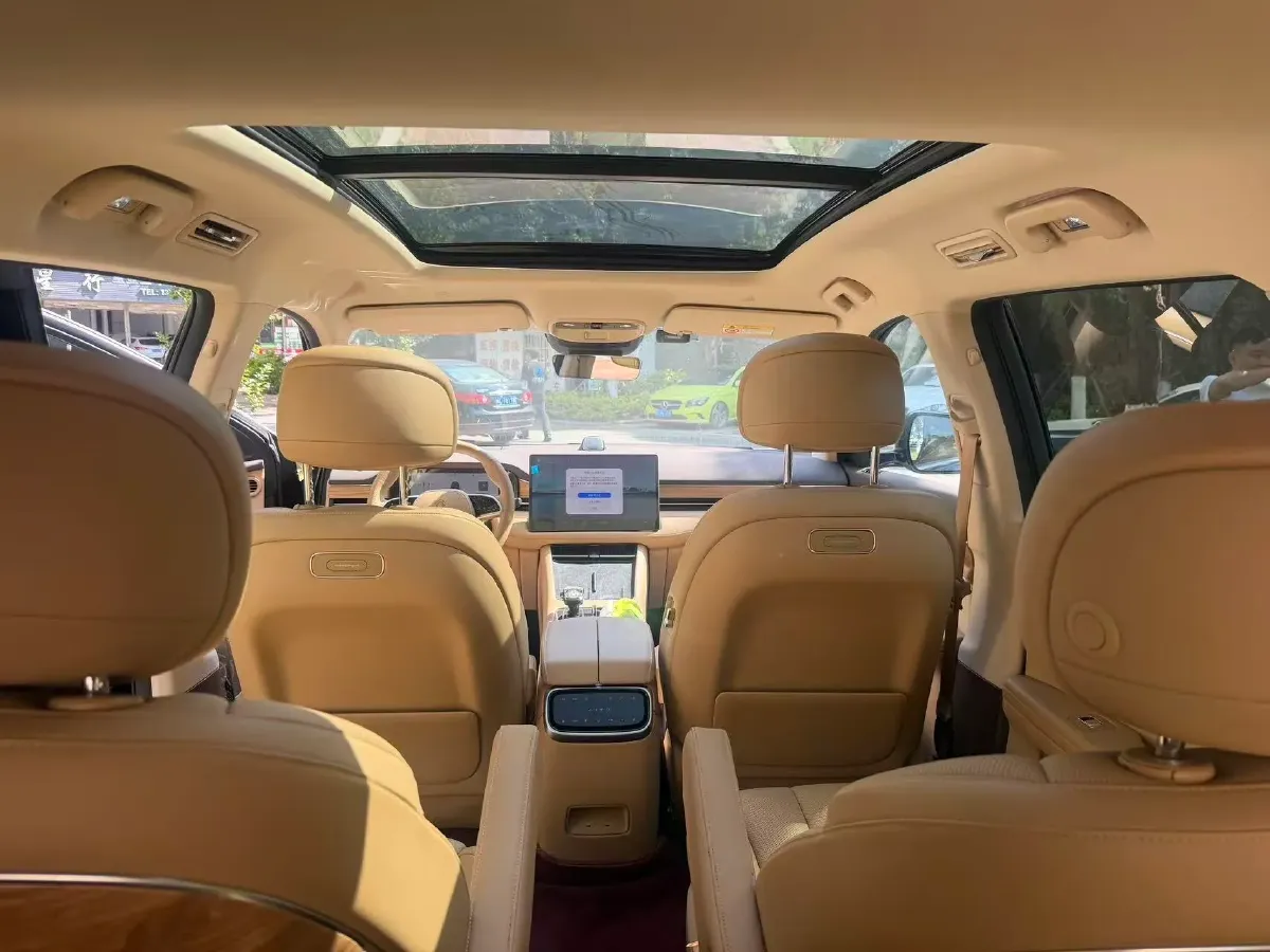 2024 AITO AITO M7 1.5T 152HP L4 REEV 40KWH,autocango,china used car exporter,china ev exporter,chinese used car exporter,chinese used ev exporter