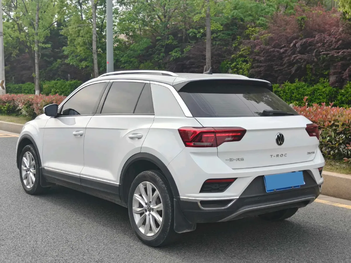 2022 Volkswagen T-Roc 1.4T 150HP L4 7DCT,autocango,china used car exporter,china ev exporter,chinese used car exporter,chinese used ev exporter