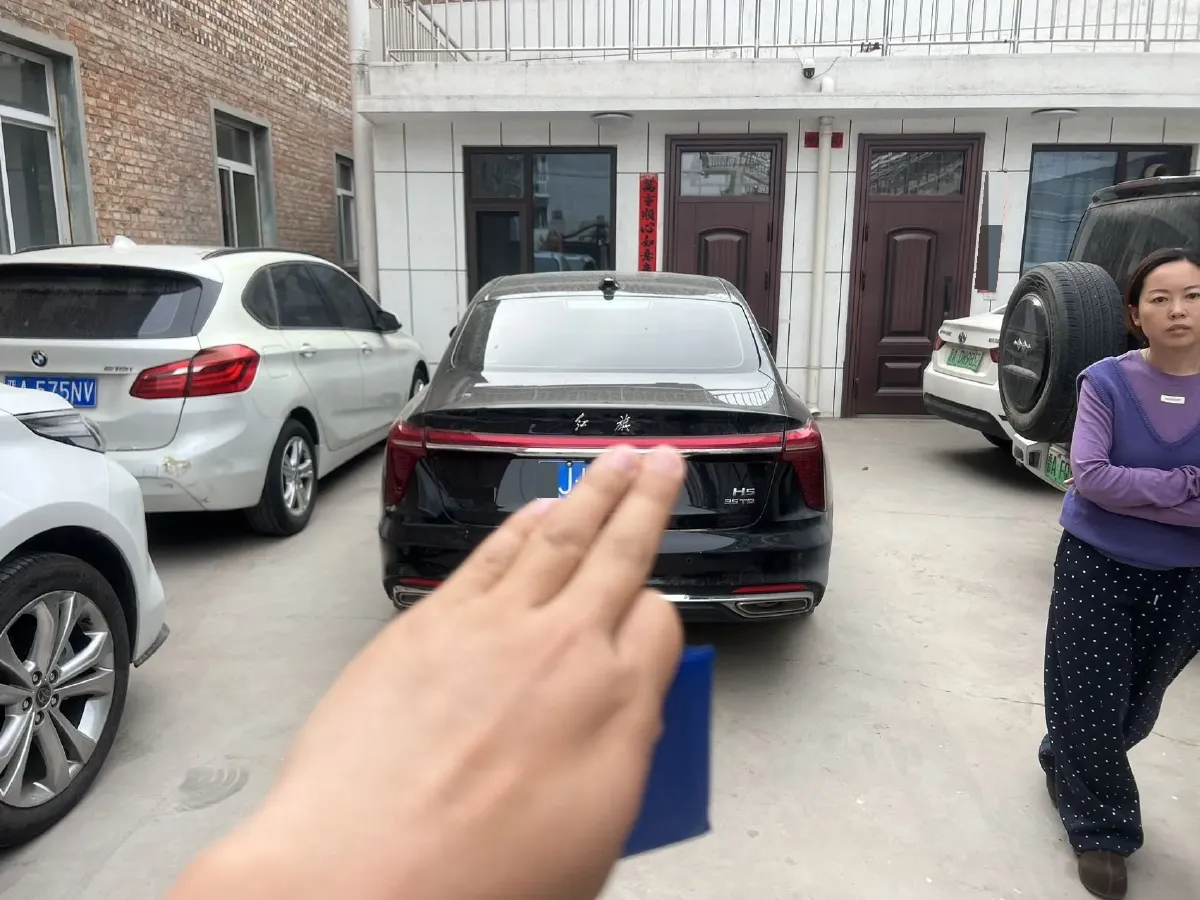 2023 HongQi H5 1.5T 169HP L4 7DCT,autocango,china used car exporter,china ev exporter,chinese used car exporter,chinese used ev exporter