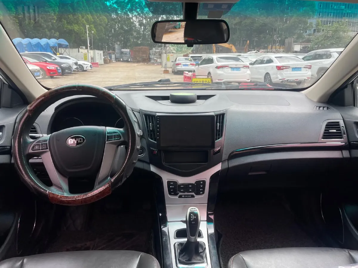 2018 BYD e5 BEV 60.48KWH,autocango,china used car exporter,china ev exporter,chinese used car exporter,chinese used ev exporter