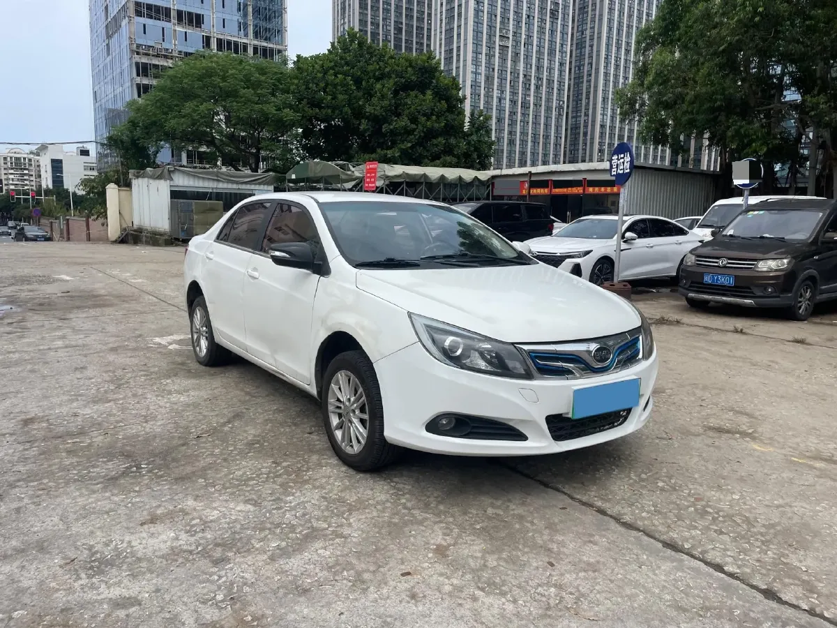 2018 BYD e5 BEV 60.48KWH,autocango,china used car exporter,china ev exporter,chinese used car exporter,chinese used ev exporter