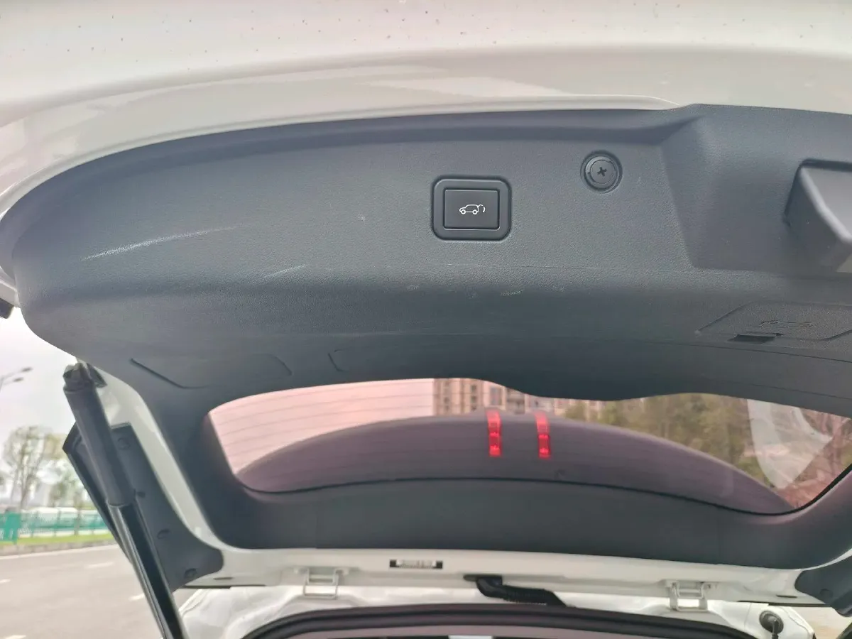 2023 ChangAn CS75 Plus 1.5T 188HP L4 8AT,autocango,china used car exporter,china ev exporter,chinese used car exporter,chinese used ev exporter