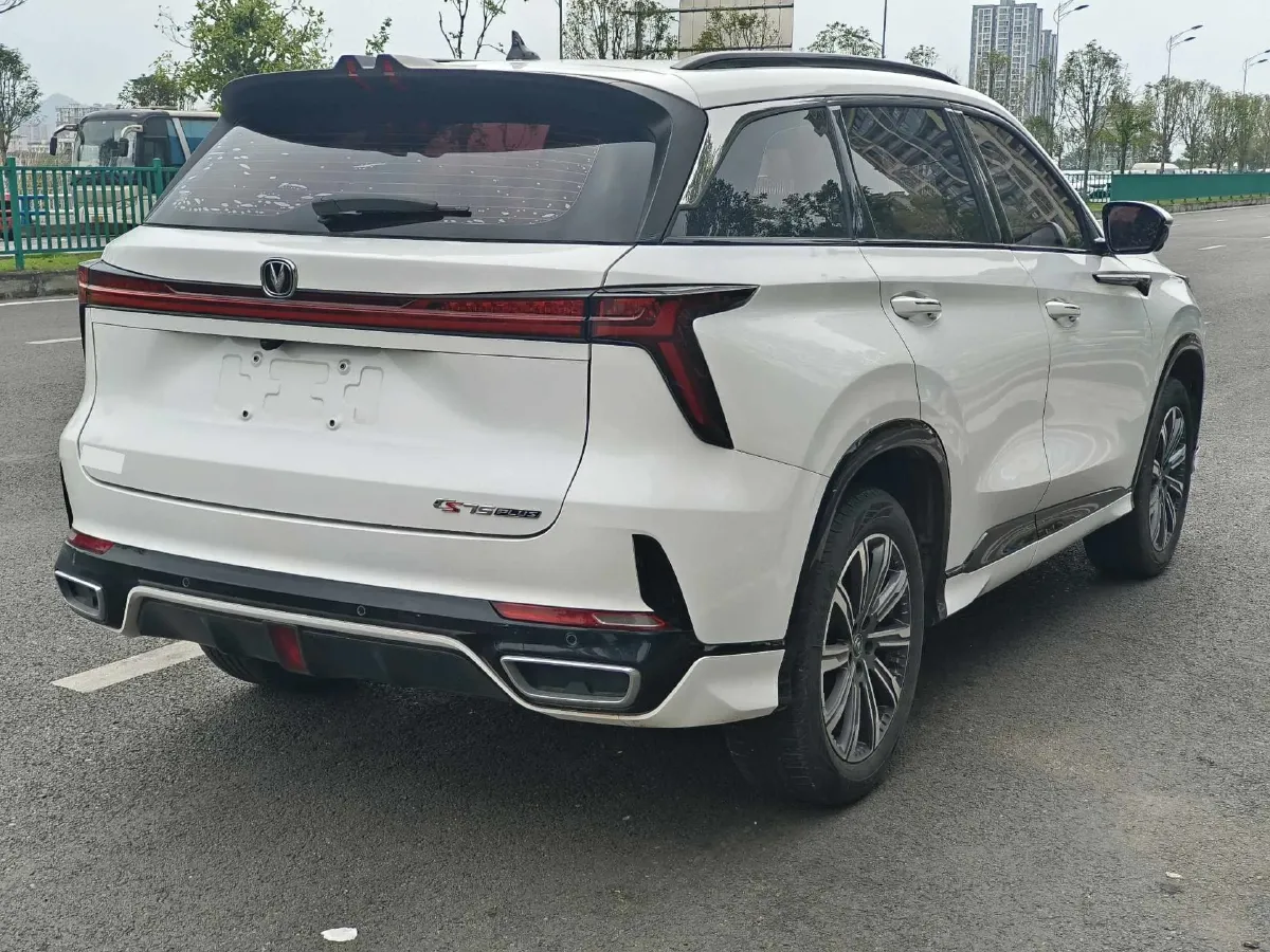 2023 ChangAn CS75 Plus 1.5T 188HP L4 8AT,autocango,china used car exporter,china ev exporter,chinese used car exporter,chinese used ev exporter