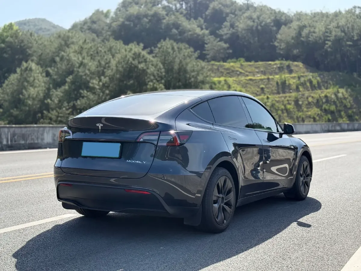 2024 Iveco OuSheng BEV 77.28KWH,autocango,china used car exporter,china ev exporter,chinese used car exporter,chinese used ev exporter