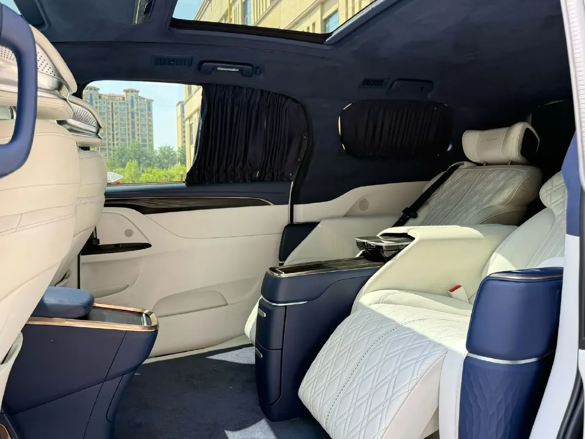 2020 Buick GL8 2.0T 237HP L4 9AT,autocango,china used car exporter,china ev exporter,chinese used car exporter,chinese used ev exporter