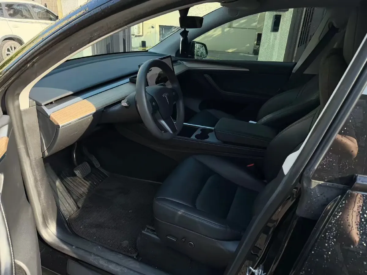 2022 Tesla Model Y BEV 60KWH,autocango,china used car exporter,china ev exporter,chinese used car exporter,chinese used ev exporter